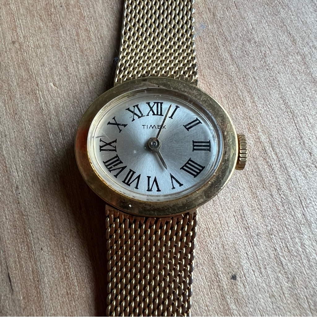 Vintage Timex Ladies Oval Gold Tone Mechanical Watch